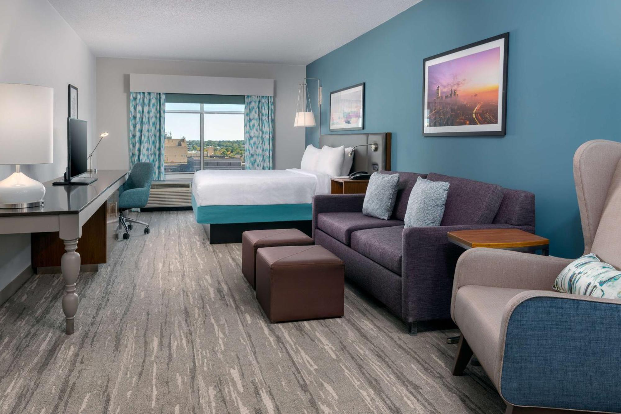 Hilton Garden Inn Charlotte Uptown Exterior photo
